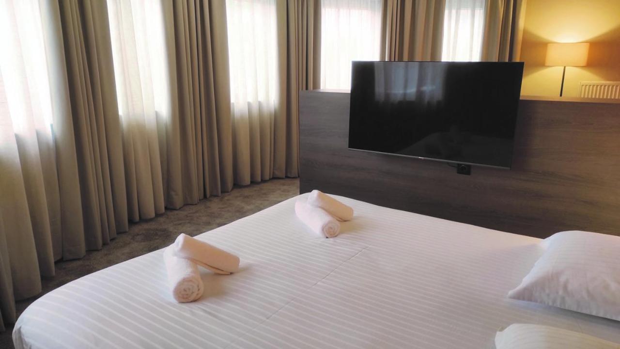 Hotel Restaurant Perle Des Vosges 穆巴赫索蒙斯特 外观 照片