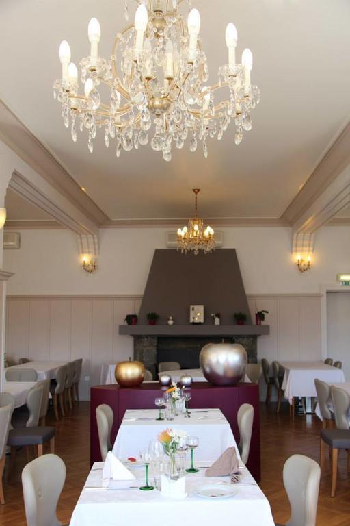 Hotel Restaurant Perle Des Vosges 穆巴赫索蒙斯特 外观 照片